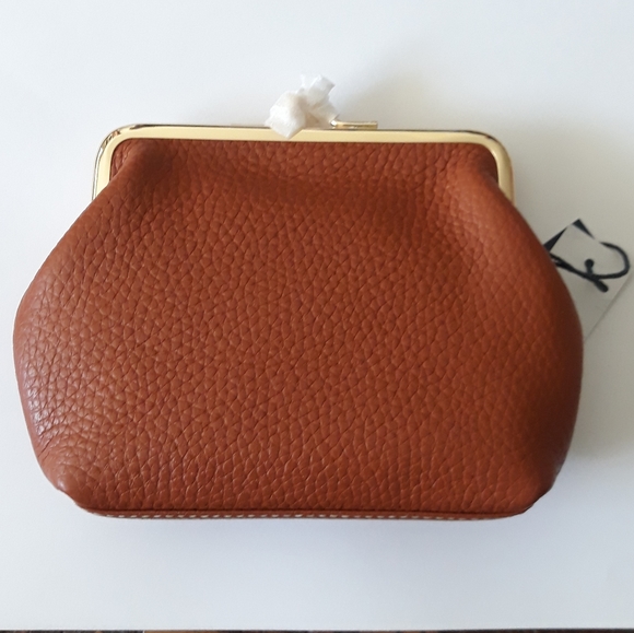 (New) Large Dooney and Bourke Coin Purse - Picture 2 of 3